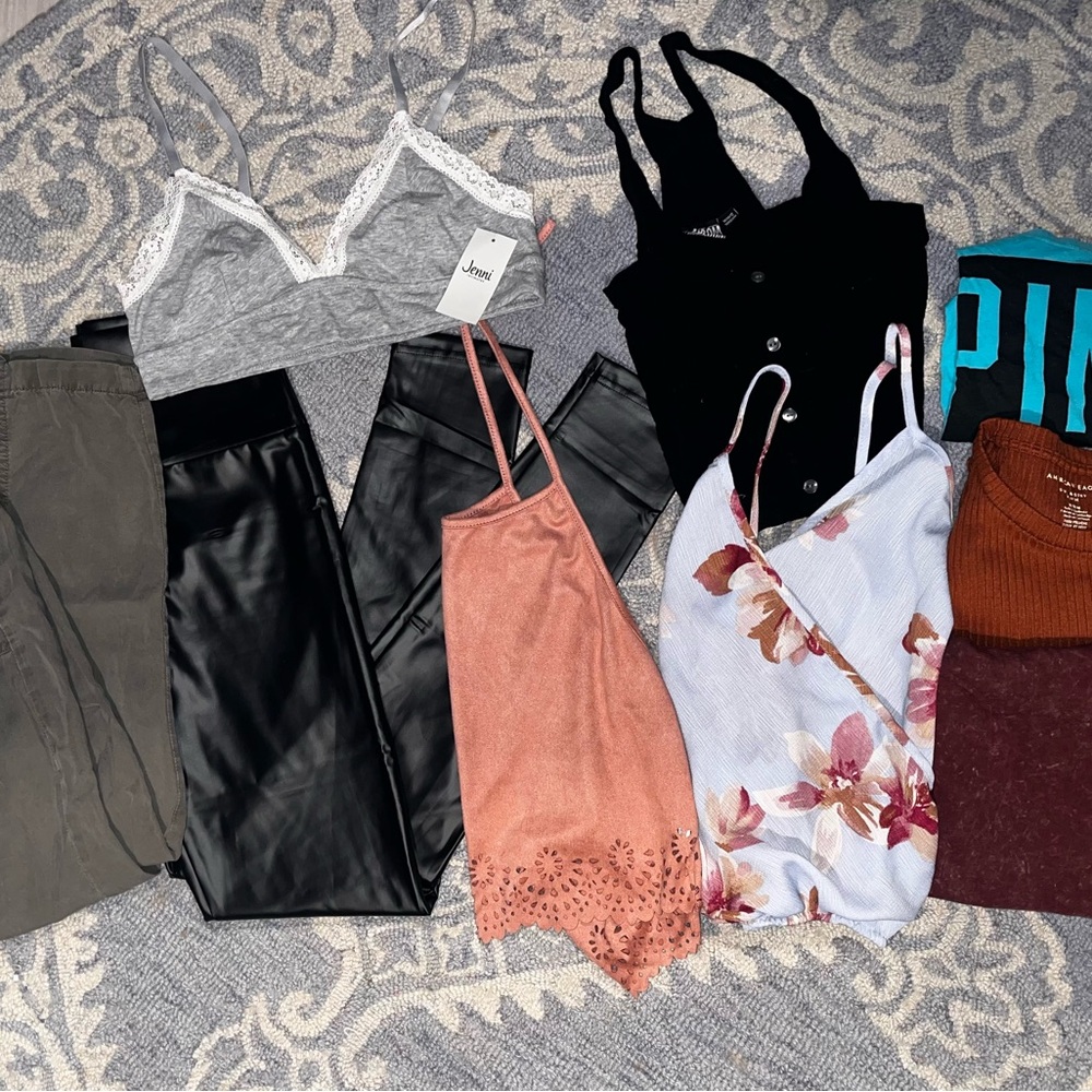 Women’s Clothing Lot- Size Medium